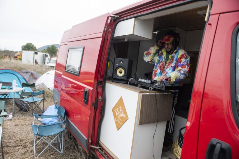 Quinto día de rave en Albacete, aunque los asistentes pasan de 3.500 a 1.200