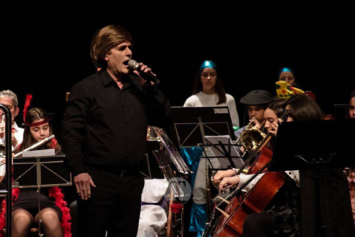 La Unión Musical de Tomelloso llena de carnaval y música el Marcelo Grande