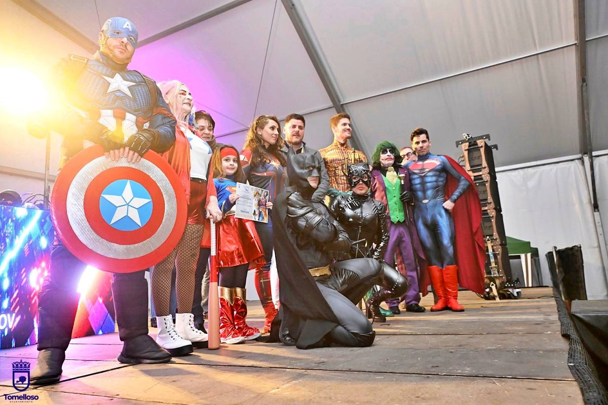 Toy Story, las Monster High y Zorro Tails arrasan en el concurso de máscara espontánea del Carnaval de Tomelloso