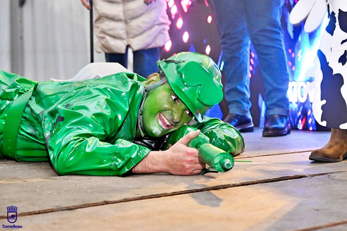 Toy Story, las Monster High y Zorro Tails arrasan en el concurso de máscara espontánea del Carnaval de Tomelloso