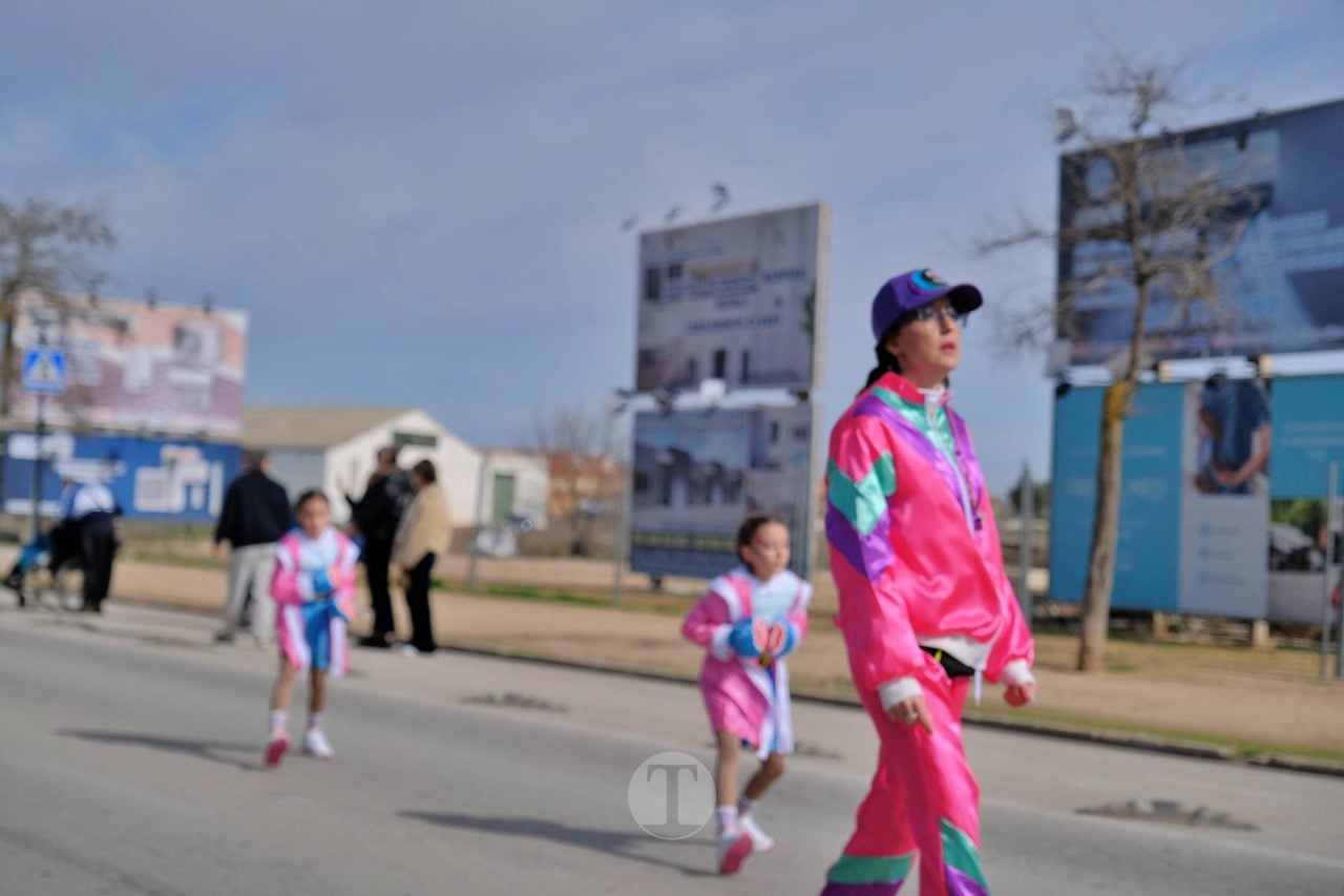 El Desfile Escolar llena de alegría y color las calles de Tomelloso
