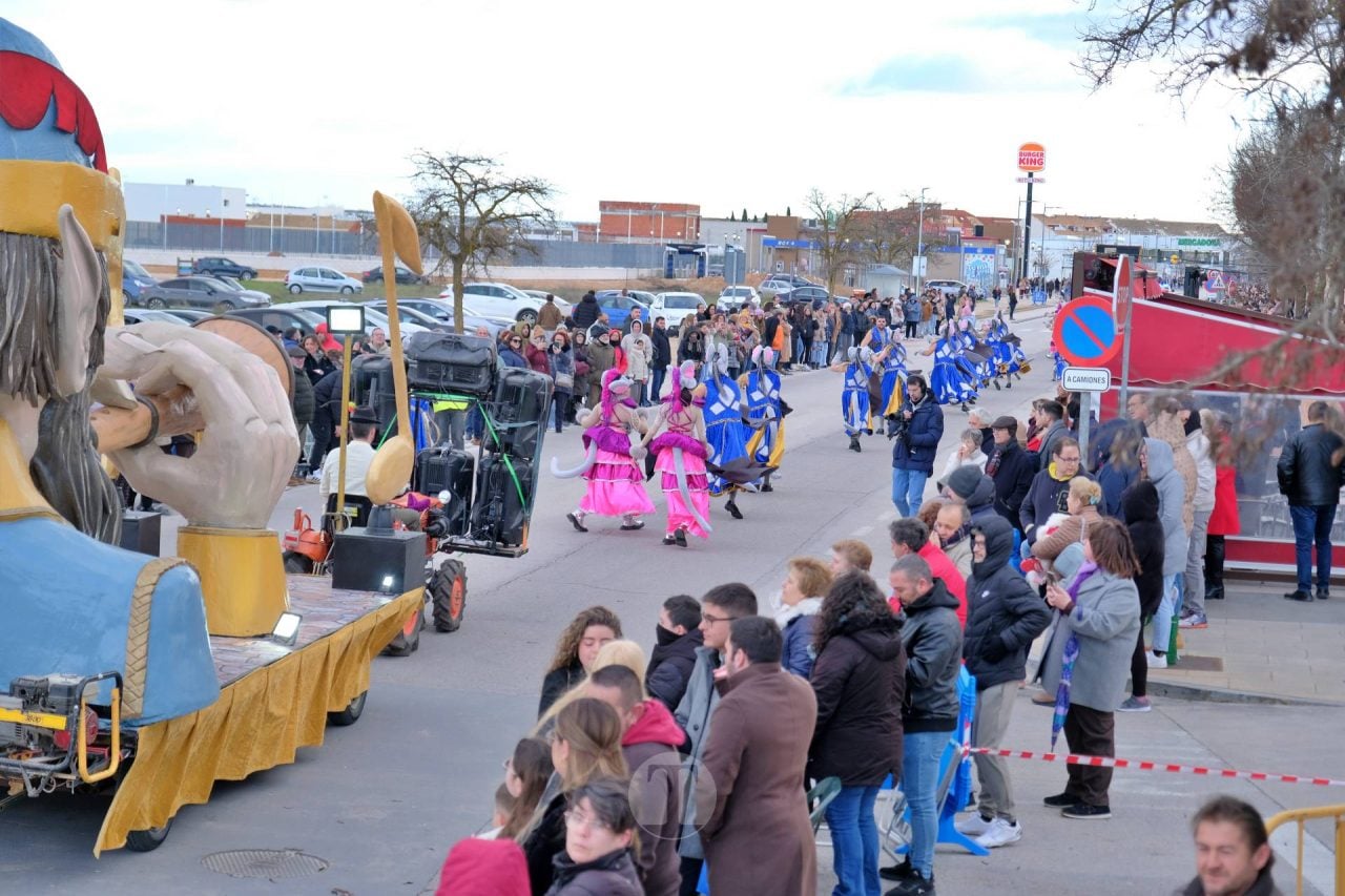 Escuela de Danza Attitude y El Burleta logran los máximos premios del Desfile Nacional de Carnaval