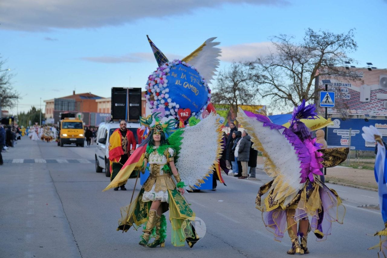 Escuela de Danza Attitude y El Burleta logran los máximos premios del Desfile Nacional de Carnaval