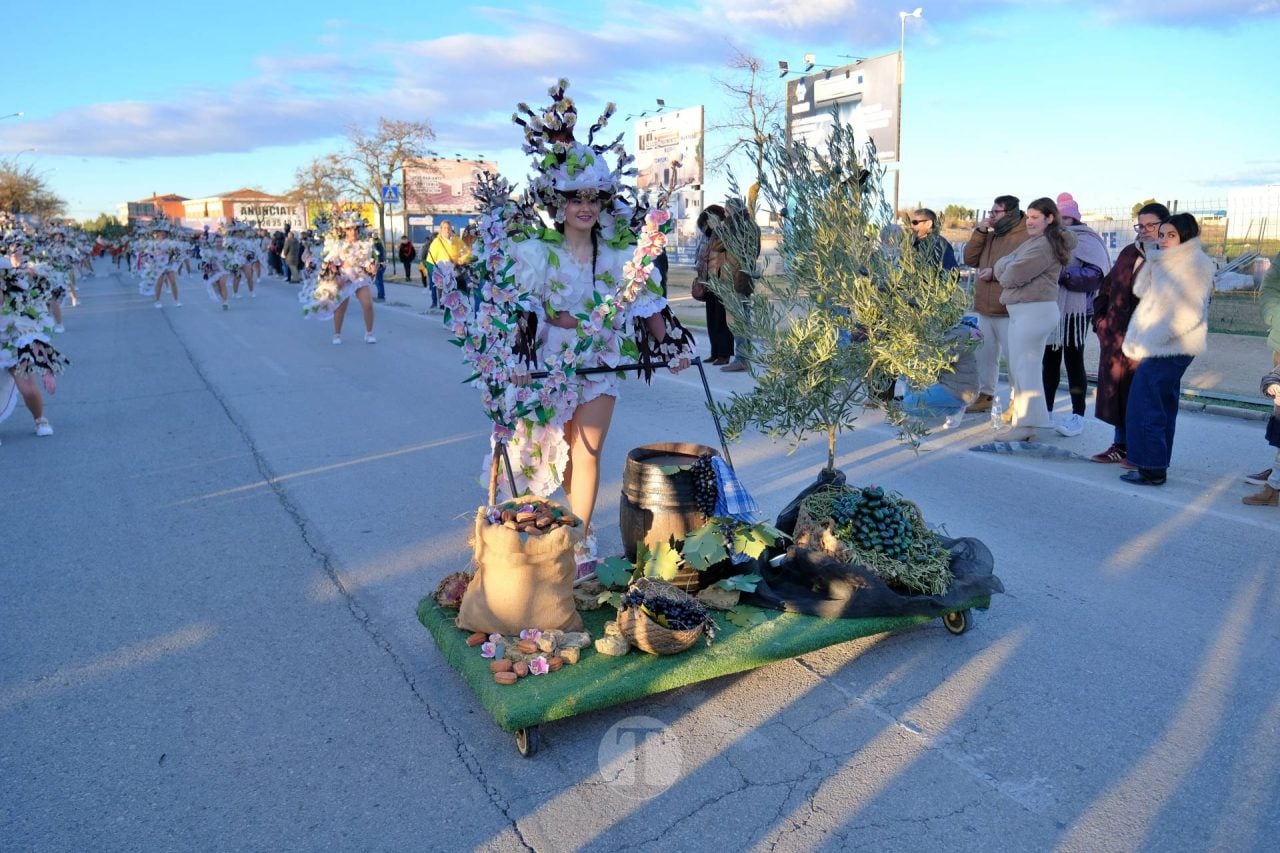 Escuela de Danza Attitude y El Burleta logran los máximos premios del Desfile Nacional de Carnaval
