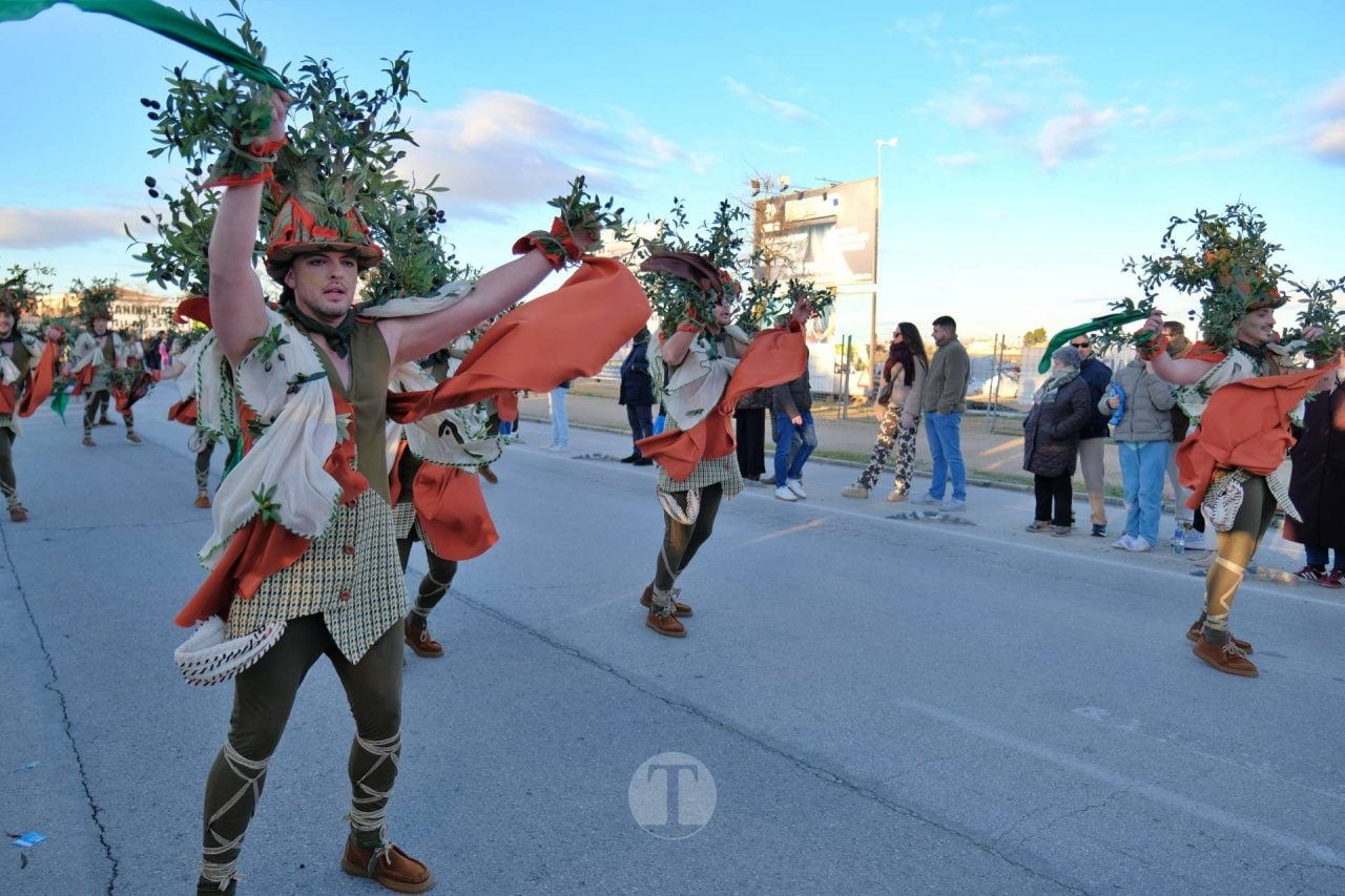 Escuela de Danza Attitude y El Burleta logran los máximos premios del Desfile Nacional de Carnaval