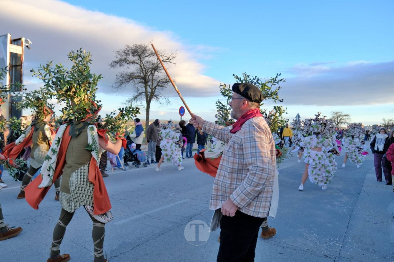 Escuela de Danza Attitude y El Burleta logran los máximos premios del Desfile Nacional de Carnaval