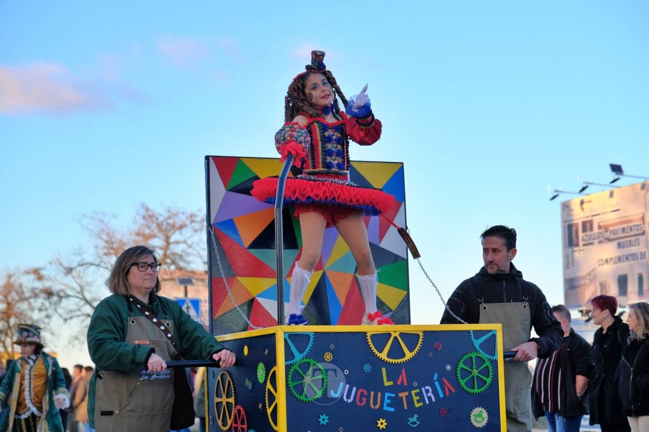 Escuela de Danza Attitude y El Burleta logran los máximos premios del Desfile Nacional de Carnaval