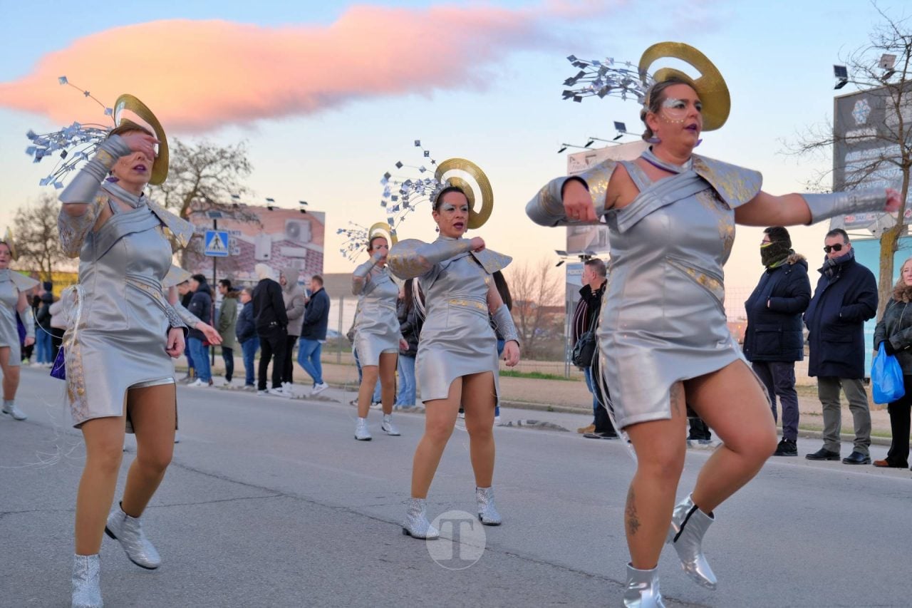 Escuela de Danza Attitude y El Burleta logran los máximos premios del Desfile Nacional de Carnaval