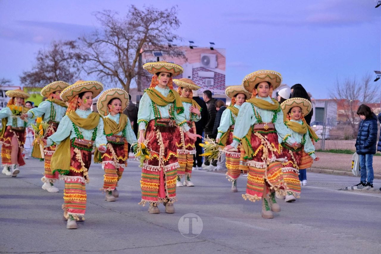 Escuela de Danza Attitude y El Burleta logran los máximos premios del Desfile Nacional de Carnaval