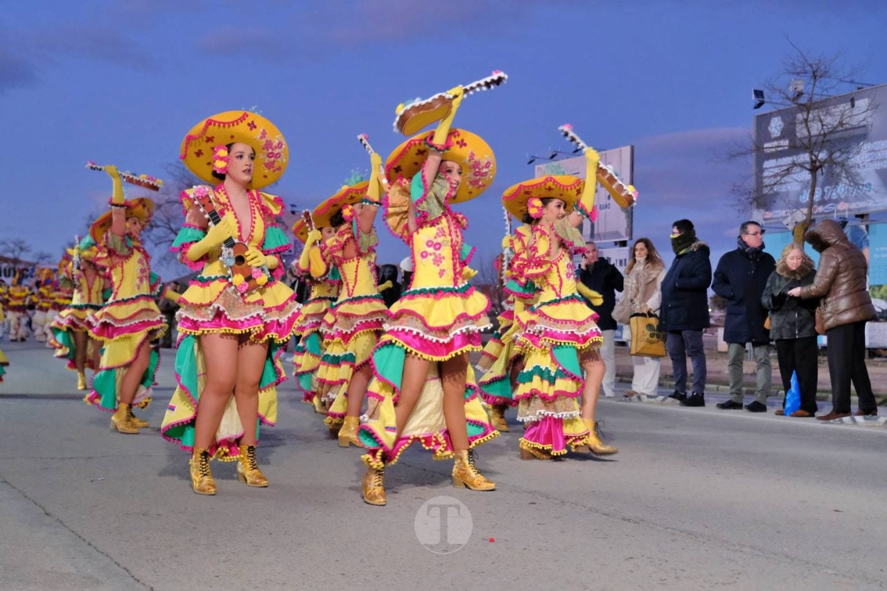 Escuela de Danza Attitude y El Burleta logran los máximos premios del Desfile Nacional de Carnaval