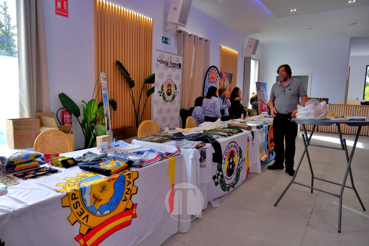 Tomelloso se convierte en capital nacional del vespismo con 220 participantes