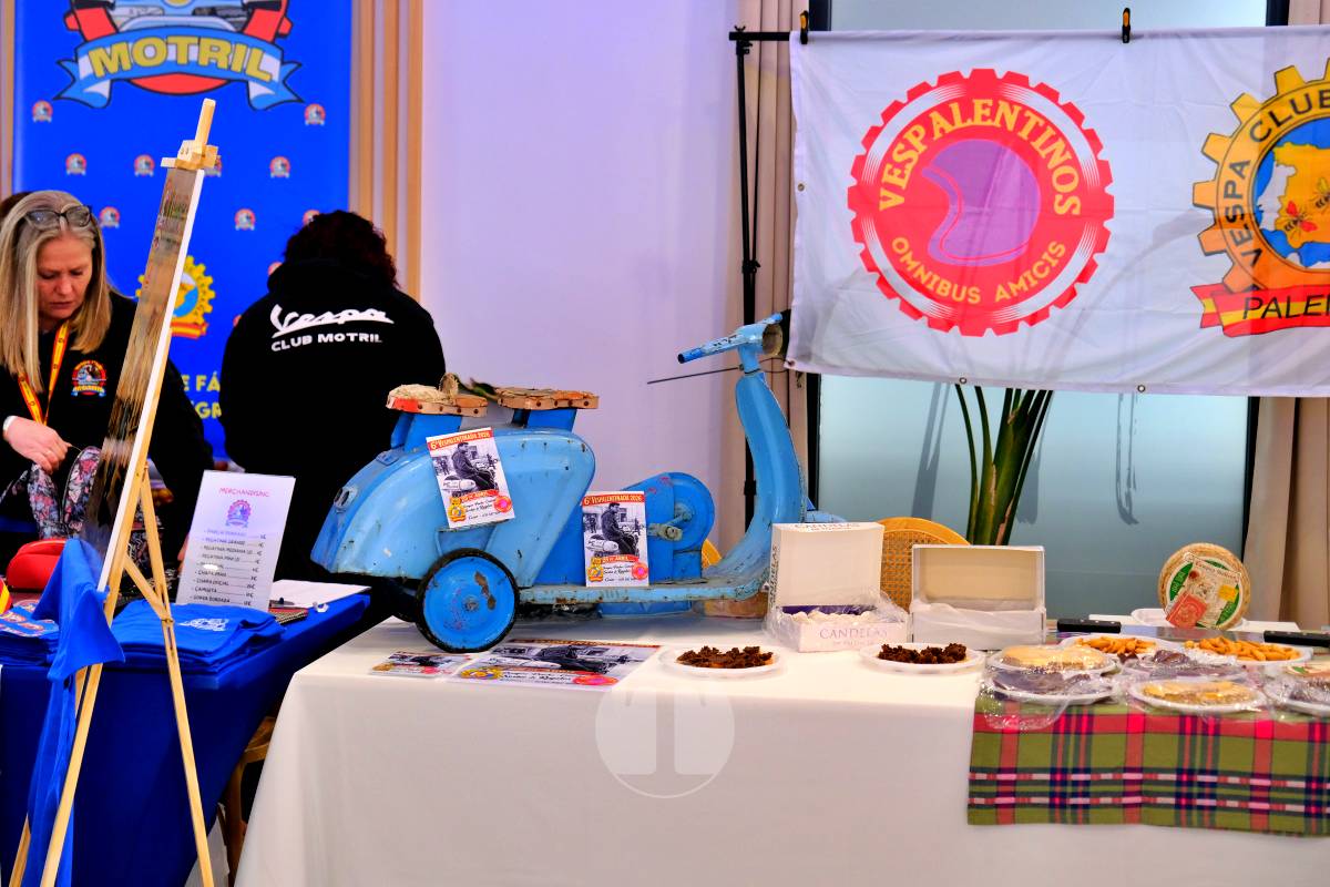 Tomelloso se convierte en capital nacional del vespismo con 220 participantes