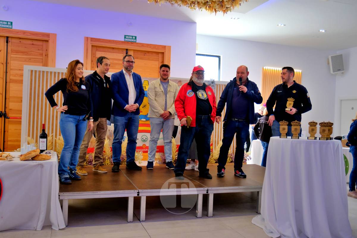 Tomelloso se convierte en capital nacional del vespismo con 220 participantes