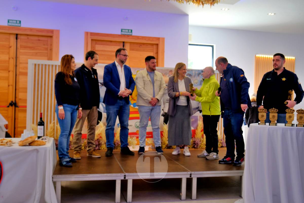 Tomelloso se convierte en capital nacional del vespismo con 220 participantes