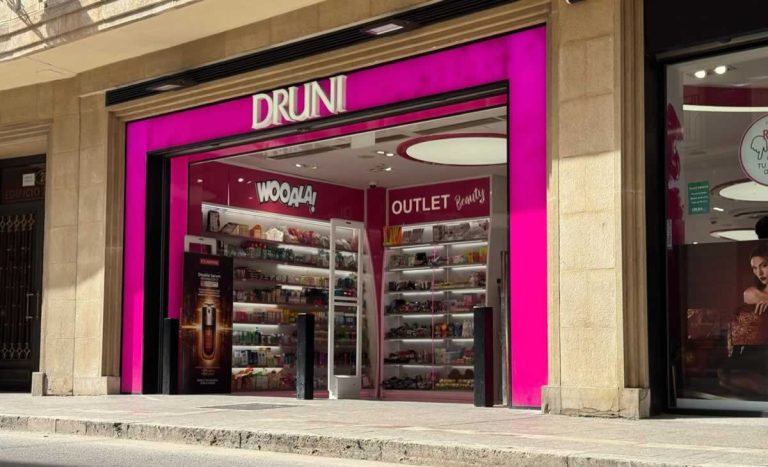 Huida a la carrera tras un intento de robo en un comercio del centro de Tomelloso