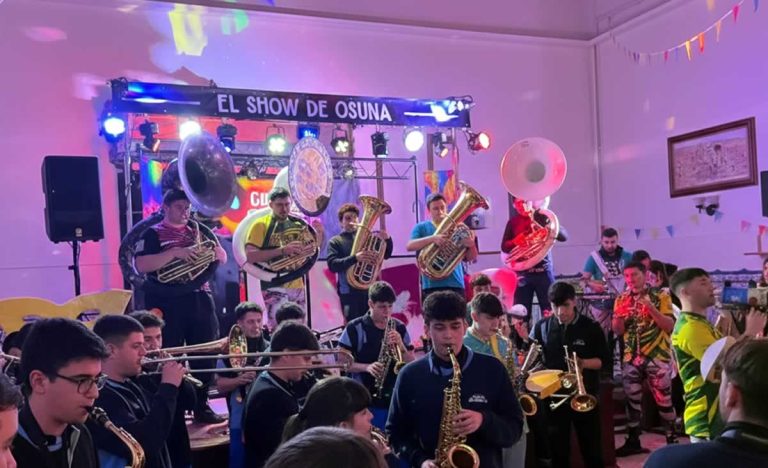 Stacazzo se impone en el II Concurso de Charangas del Carnaval de Tomelloso