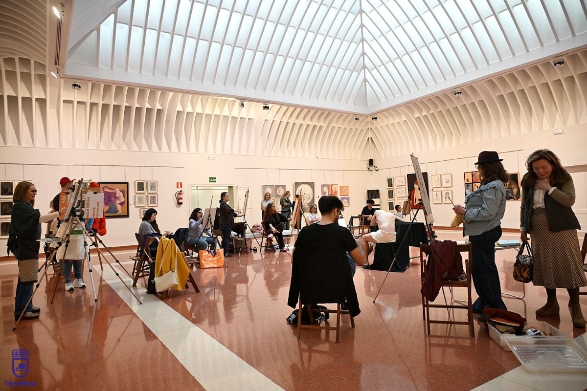 Dibujar a un modelo al natural y en directo, la nueva propuesta de "Jueves al Desnudo" en Tomelloso