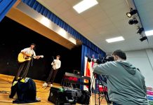 El IES Francisco García Pavón celebró el Día Internacional de la Radio con un programa en directo de “La Lumbrera”