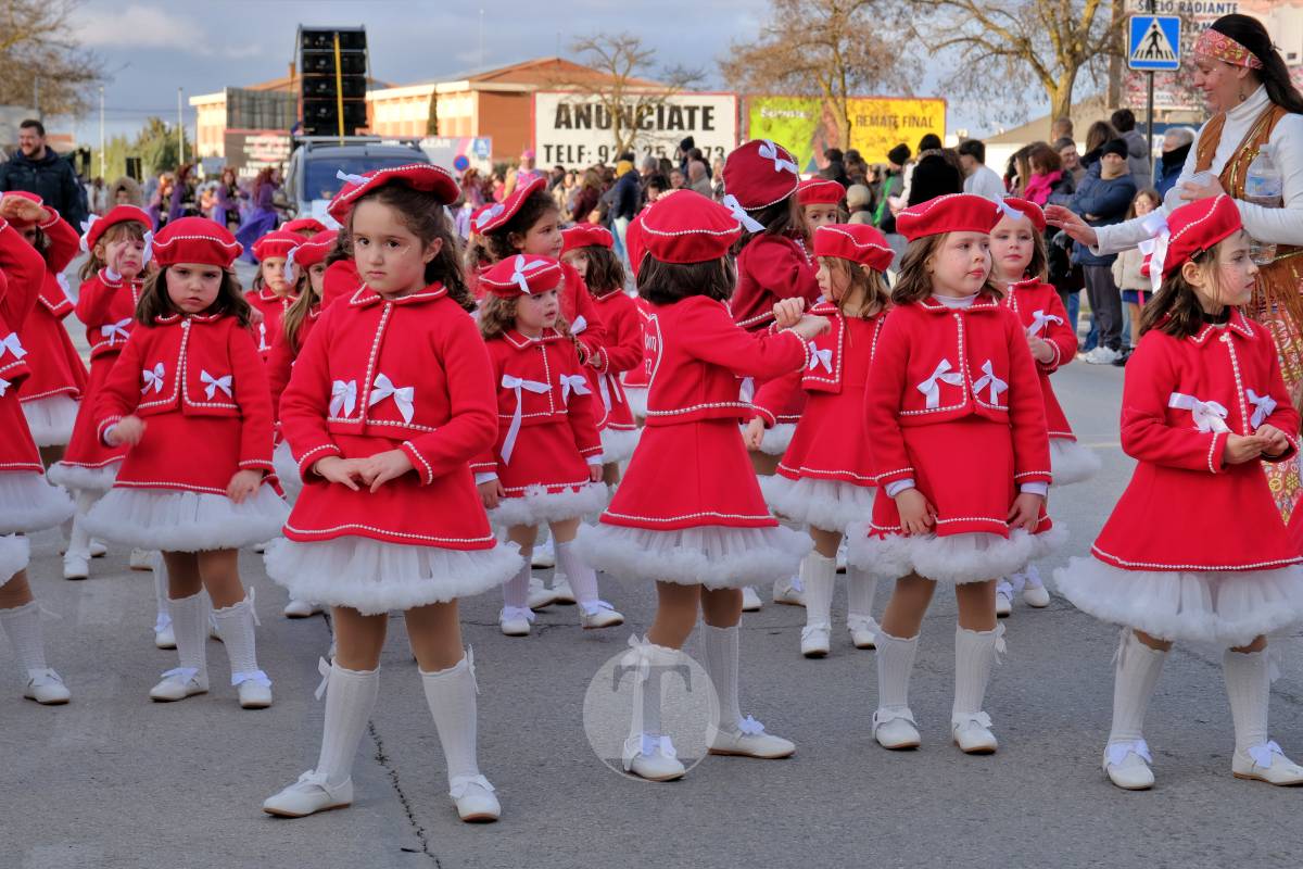 De las profundidades del océano a la luna, fantasía y humor toman el Carnaval de Tomelloso