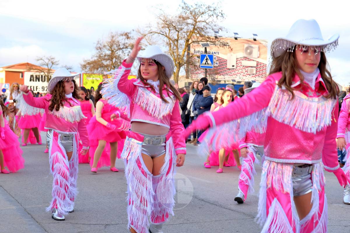 De las profundidades del océano a la luna, fantasía y humor toman el Carnaval de Tomelloso