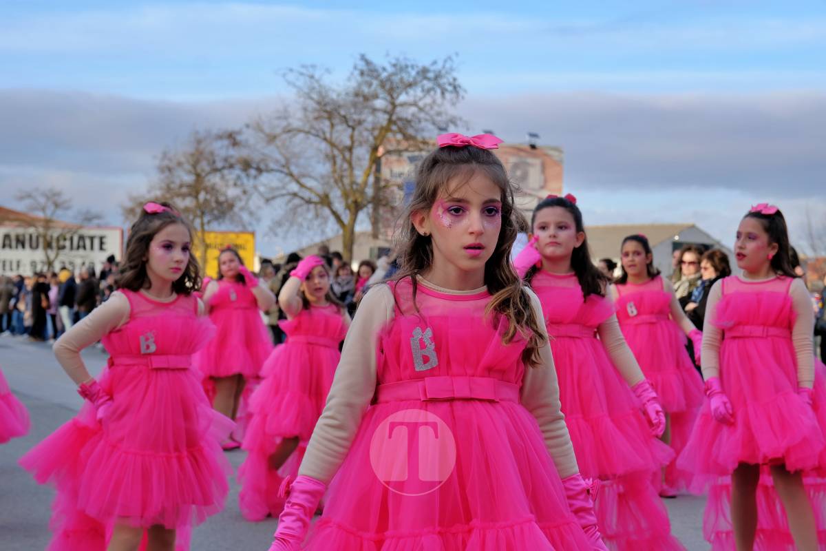 De las profundidades del océano a la luna, fantasía y humor toman el Carnaval de Tomelloso