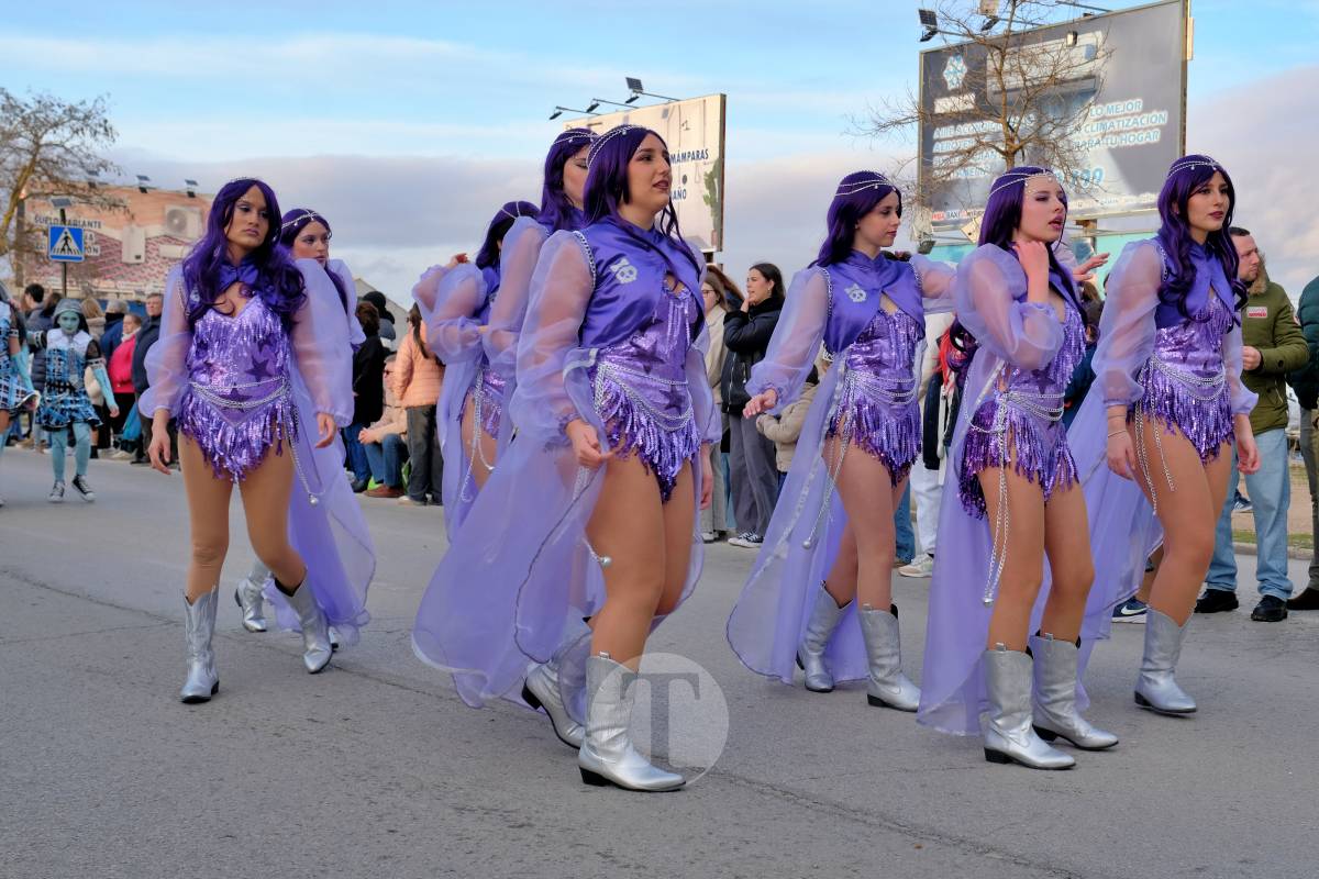 De las profundidades del océano a la luna, fantasía y humor toman el Carnaval de Tomelloso