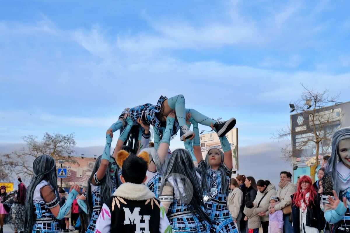 De las profundidades del océano a la luna, fantasía y humor toman el Carnaval de Tomelloso