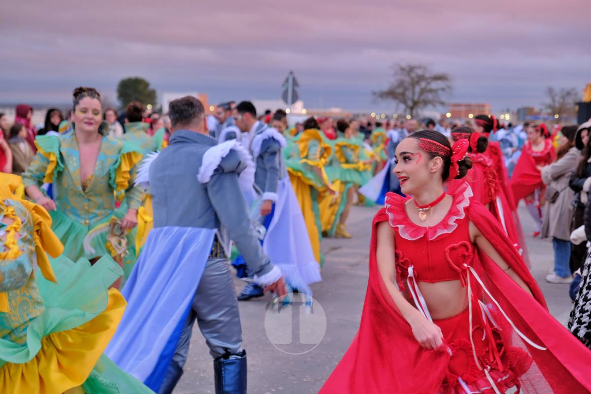 De las profundidades del océano a la luna, fantasía y humor toman el Carnaval de Tomelloso