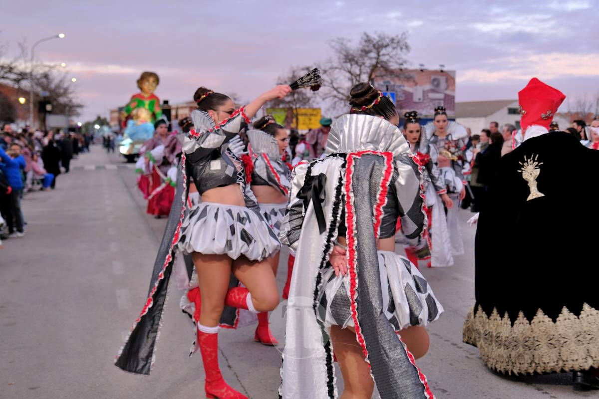 De las profundidades del océano a la luna, fantasía y humor toman el Carnaval de Tomelloso