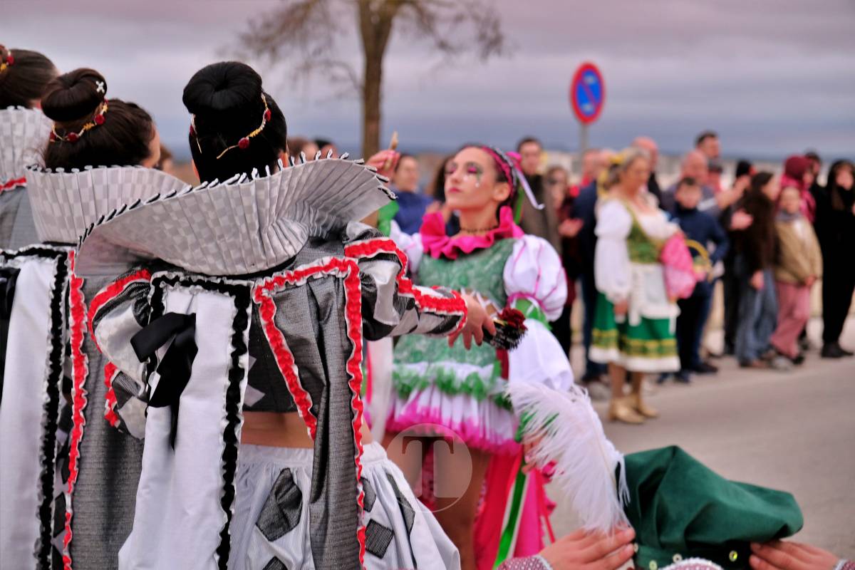 De las profundidades del océano a la luna, fantasía y humor toman el Carnaval de Tomelloso