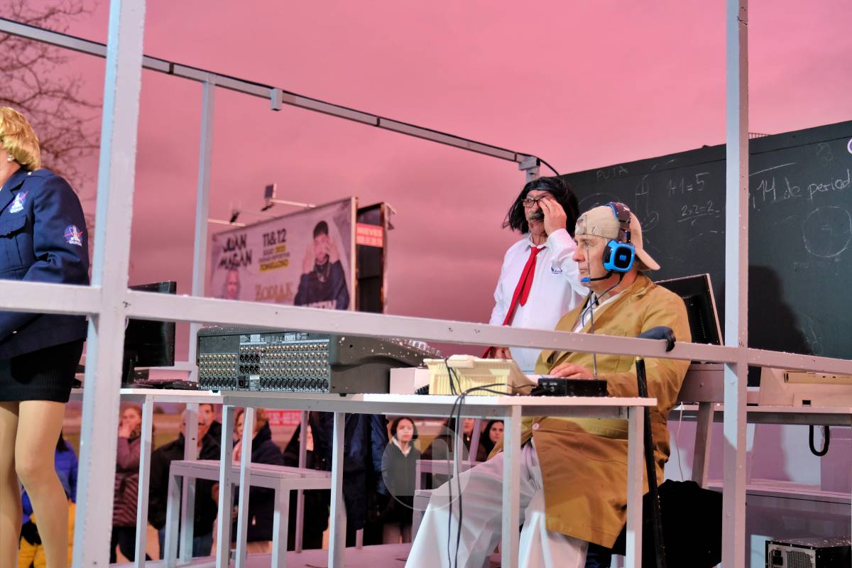 De las profundidades del océano a la luna, fantasía y humor toman el Carnaval de Tomelloso