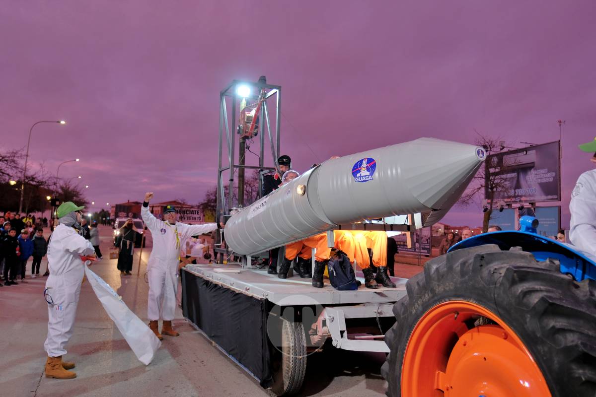 De las profundidades del océano a la luna, fantasía y humor toman el Carnaval de Tomelloso