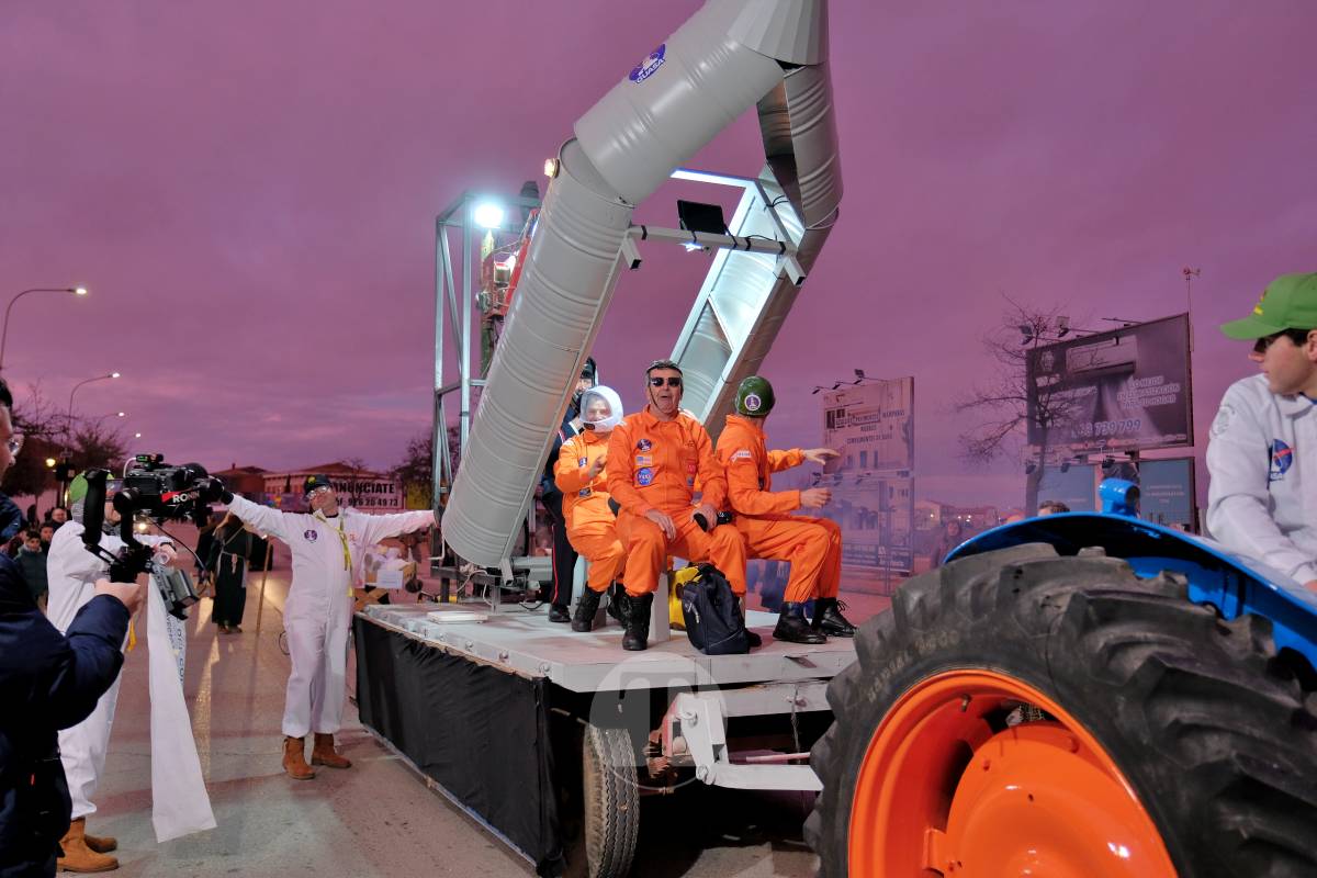 De las profundidades del océano a la luna, fantasía y humor toman el Carnaval de Tomelloso