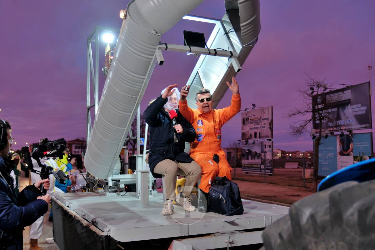 De las profundidades del océano a la luna, fantasía y humor toman el Carnaval de Tomelloso