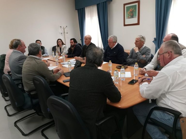 Los regantes del Alto Guadiana alertan en Tomelloso de nuevas amenazas al uso del agua ante la próxima planificación hidrológica