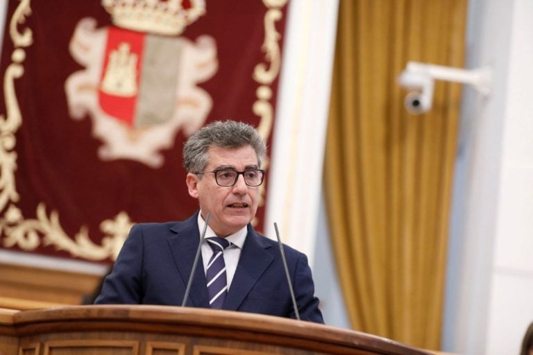 Vox alerta del “colapso” de las carreteras en C-LM y exige 1.800 millones para frenar su deterioro