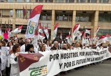 Los médicos de C-LM exigen desbloquear ya la Carrera Profesional para frenar la huelga