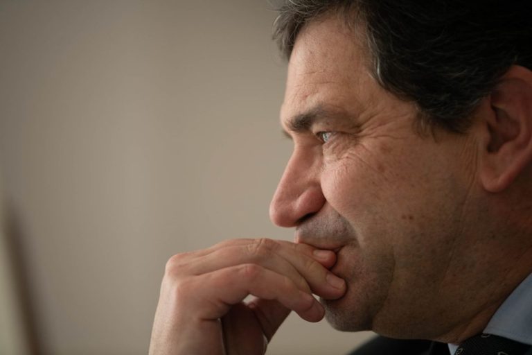 Valverde ve en el ascenso de Vox la llave para que Paco Núñez alcance la Presidencia regional