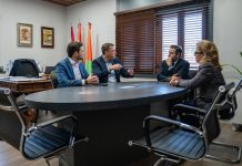 Núñez acusa a Page de rechazar un convenio sanitario con Madrid por “sectarismo ideológico”