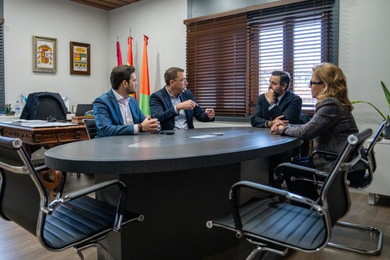 Núñez acusa a Page de rechazar un convenio sanitario con Madrid por “sectarismo ideológico”