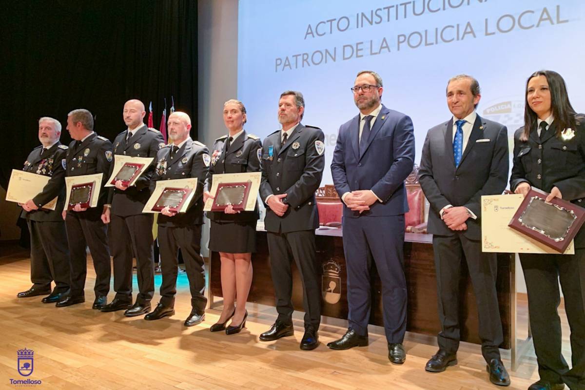 Tomelloso arropa a su Policía Local en una jornada de distinciones y compromiso institucional