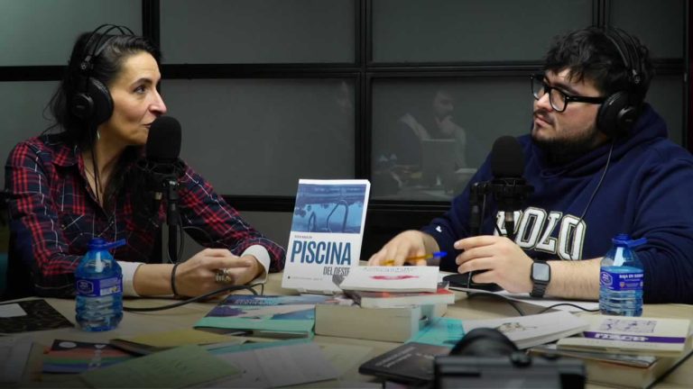 Ágata Navalón: “La poesía es el único lugar de resistencia aún no invadido”