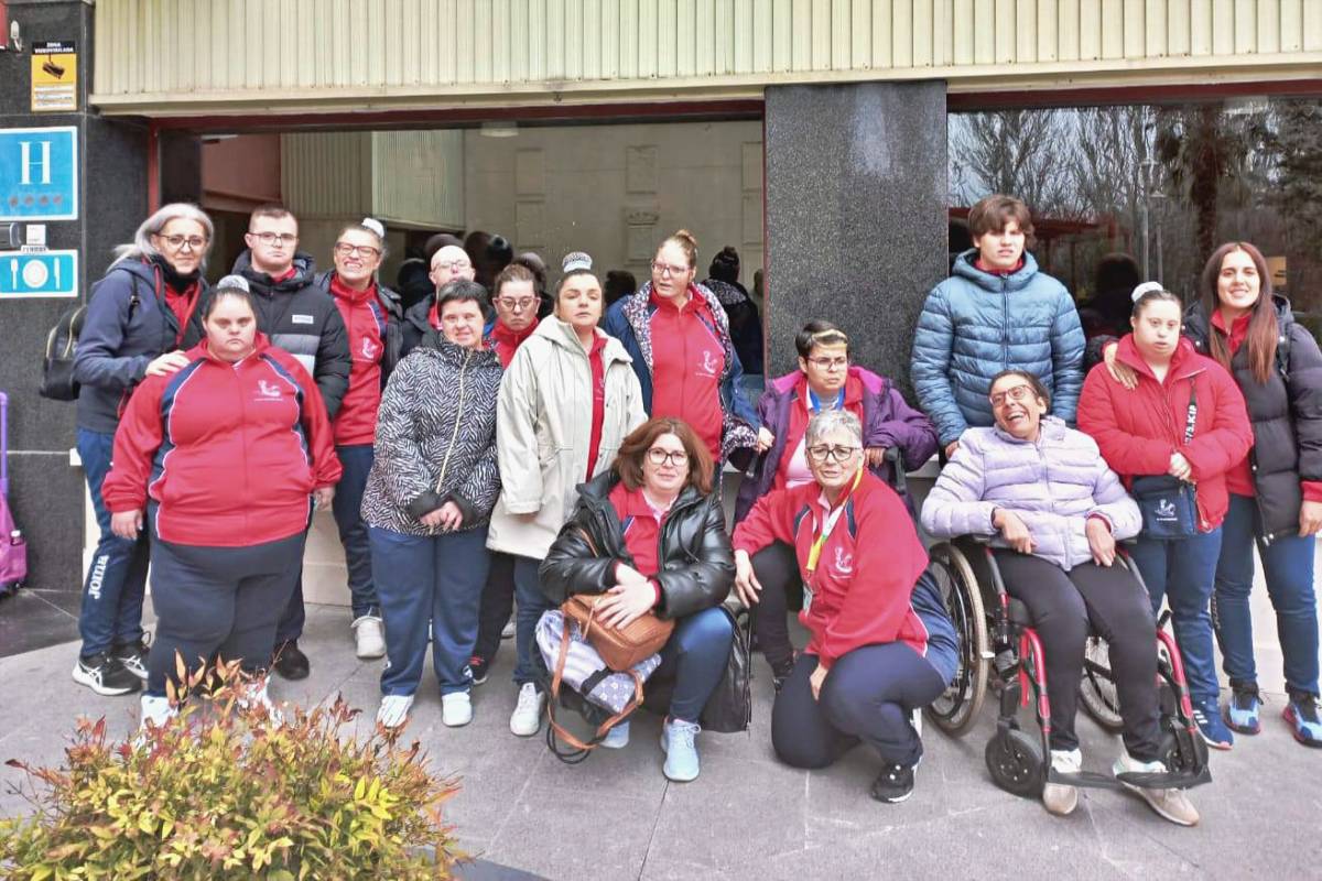 Los gimnastas del Club Los Delfines logran nueve medallas en el Campeonato Regional de FECAM en Cuenca