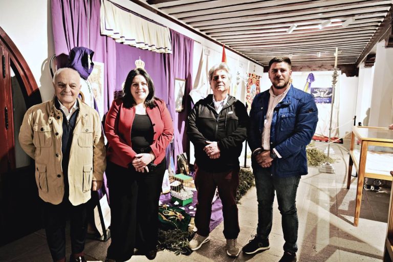 Tomelloso inaugura una exposición de las hermandades que anticipa la Semana Santa