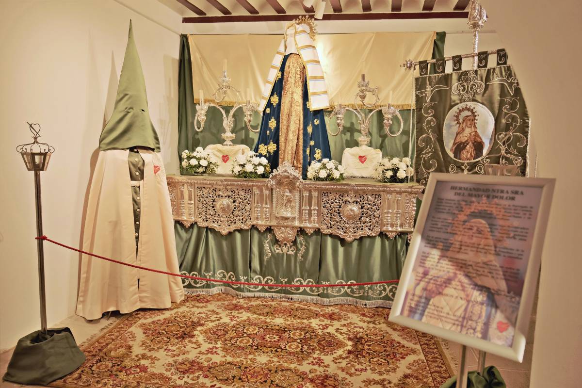 Tomelloso inaugura una exposición de las hermandades que anticipa la Semana Santa