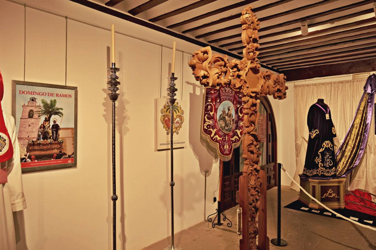 Tomelloso inaugura una exposición de las hermandades que anticipa la Semana Santa