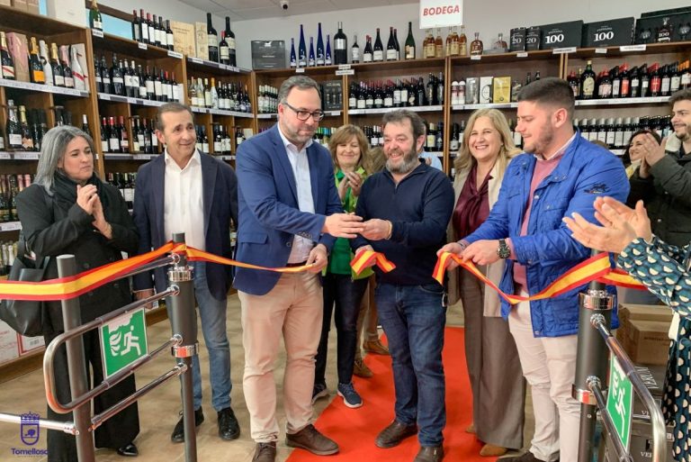 Cash Tomelloso cambia su ubicación e inaugura nuevas instalaciones en la calle Estación