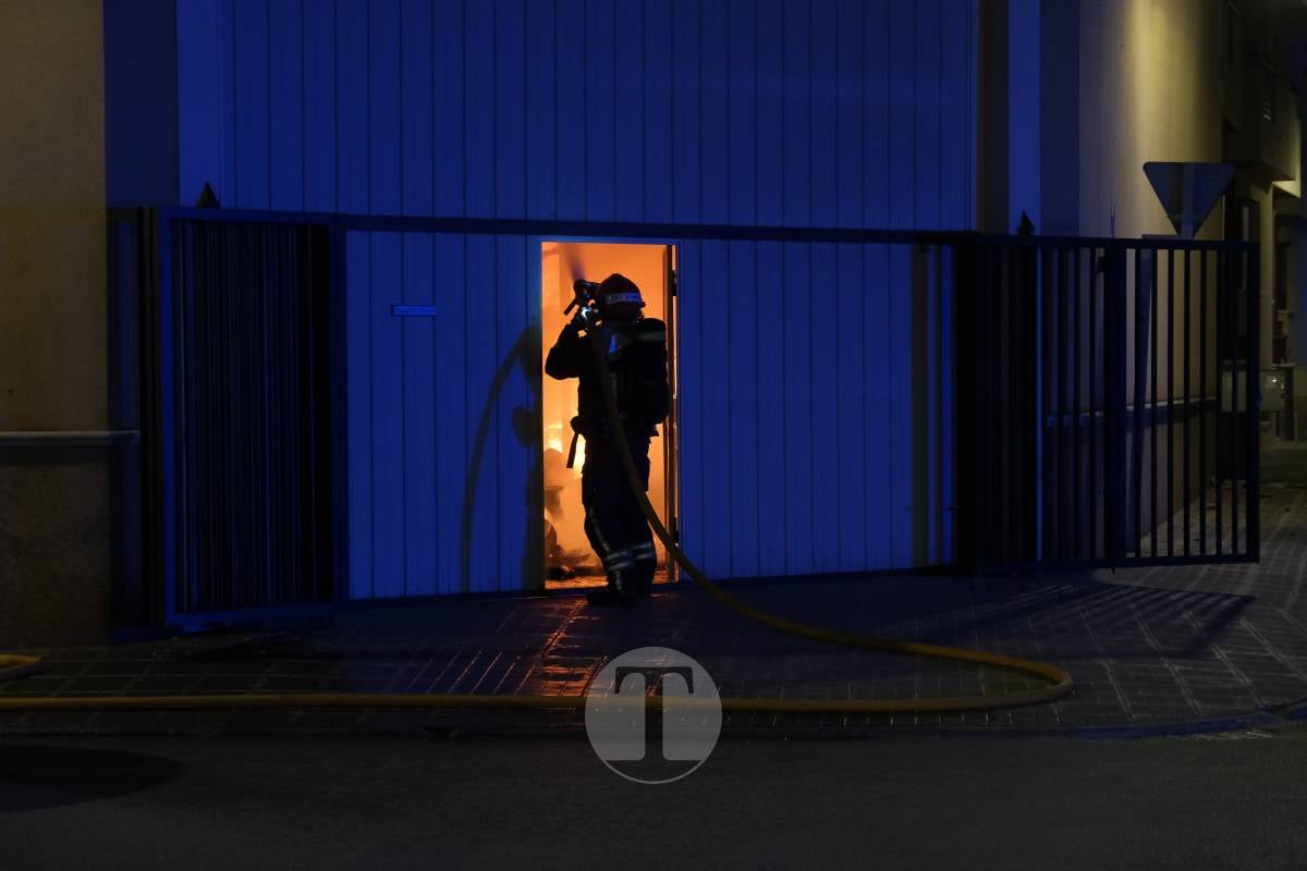 Incendio en un almacén de fontanería de Tomelloso