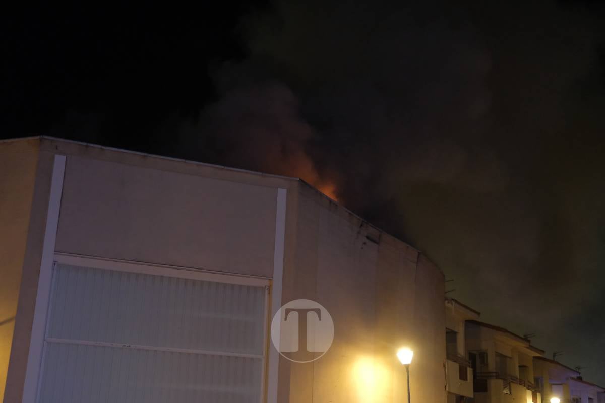 Incendio en un almacén de fontanería de Tomelloso