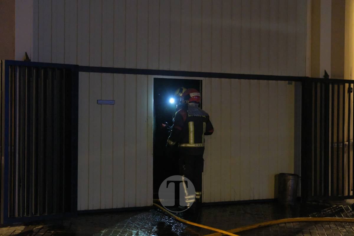 Incendio en un almacén de fontanería de Tomelloso